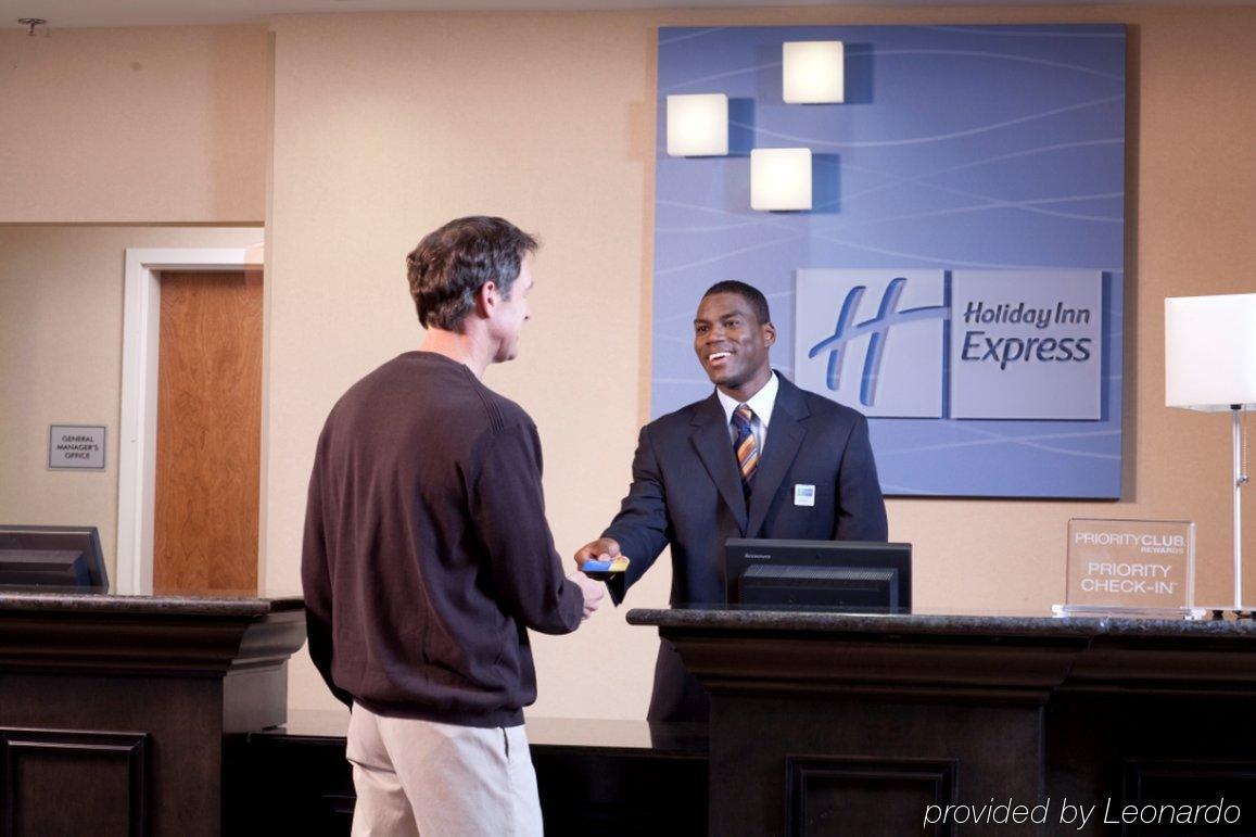 Holiday Inn Express & Suites - Huntsville Airport By Ihg Madison İç mekan fotoğraf